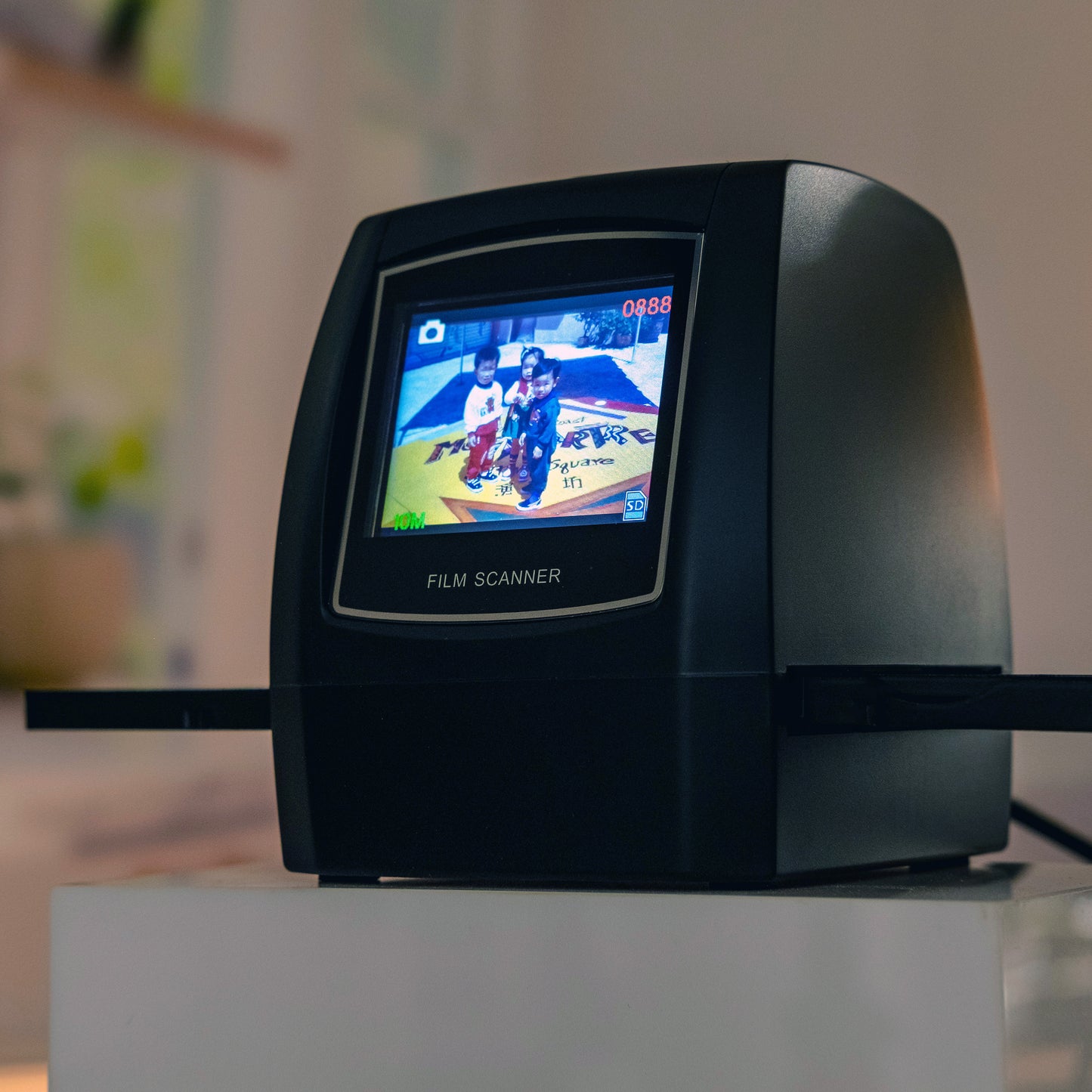 Starcopia Film- und Diascanner – Alles-in-einem-Gerät mit 2,36-Zoll-TFT-LCD-Bildschirm zur digitalen Bewahrung Ihrer Erinnerungen