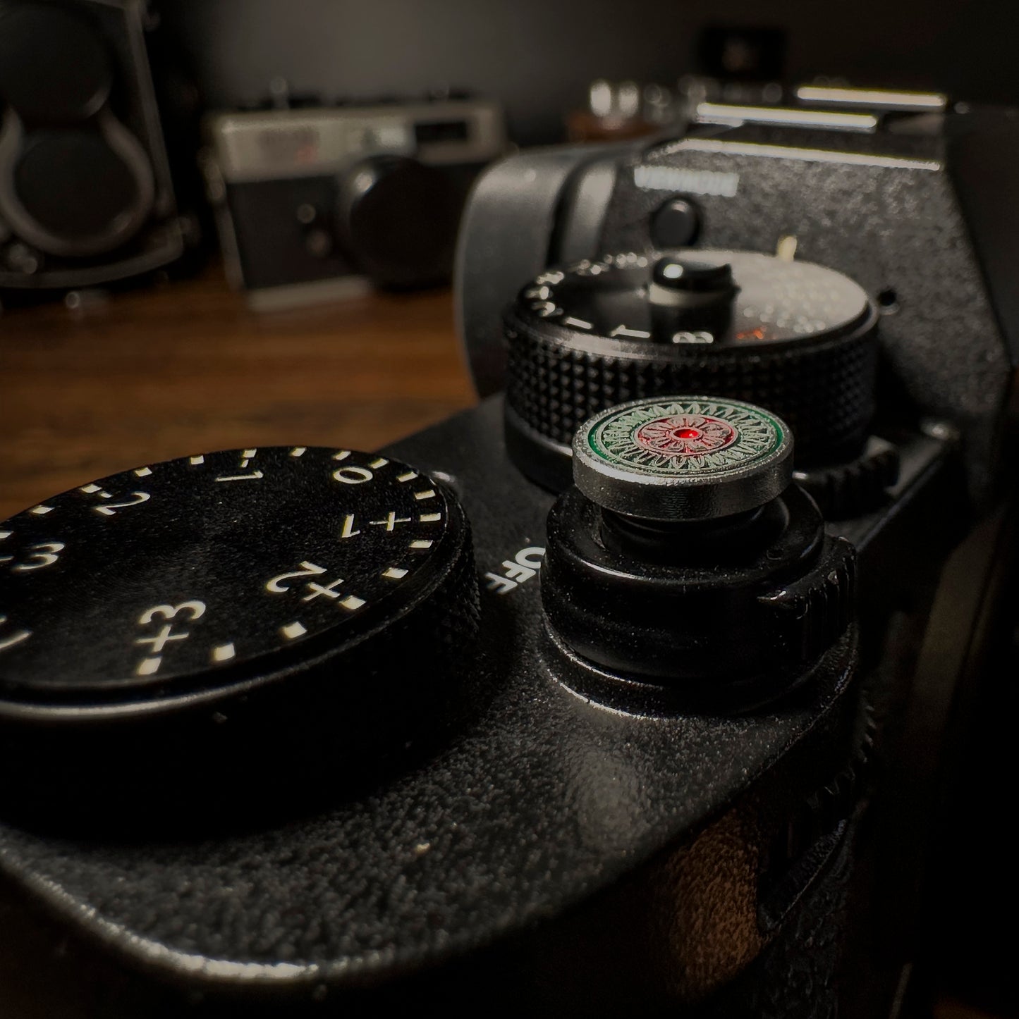 Camera Retro Shutter Button Upscale and Delicate brass material Green
