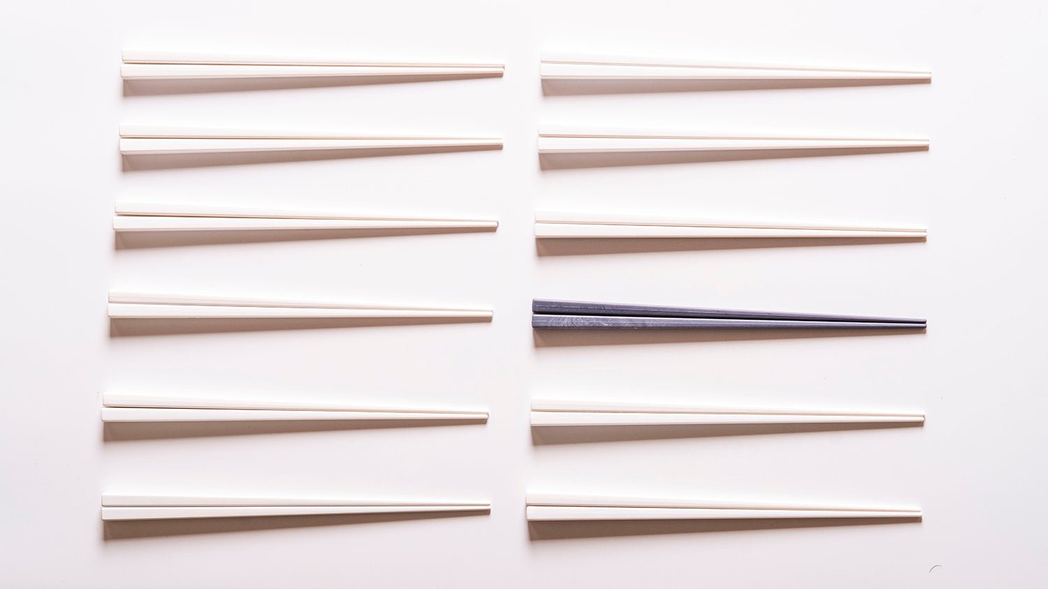 12-Pack bundle Solid Colour Simple Chopsticks - starcopia design store